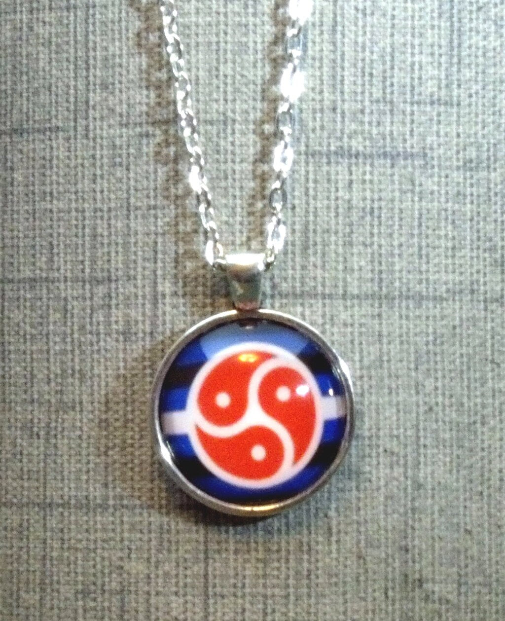 Leather Pride Red Triskelion Round Pendant Necklace