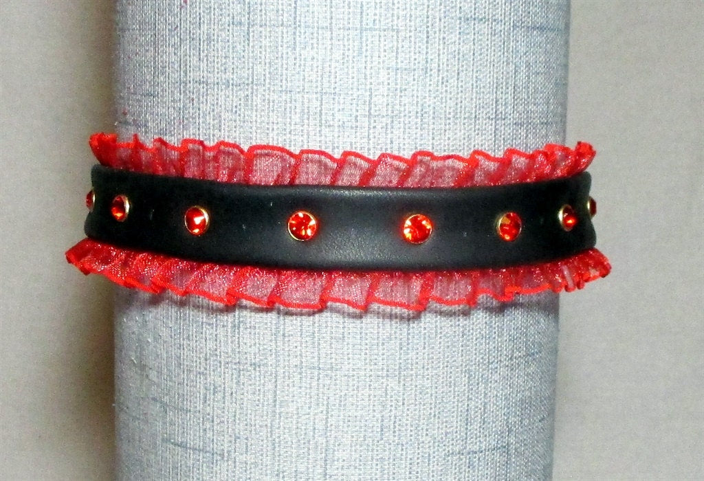 Red Lace Dress Collar/Choker
