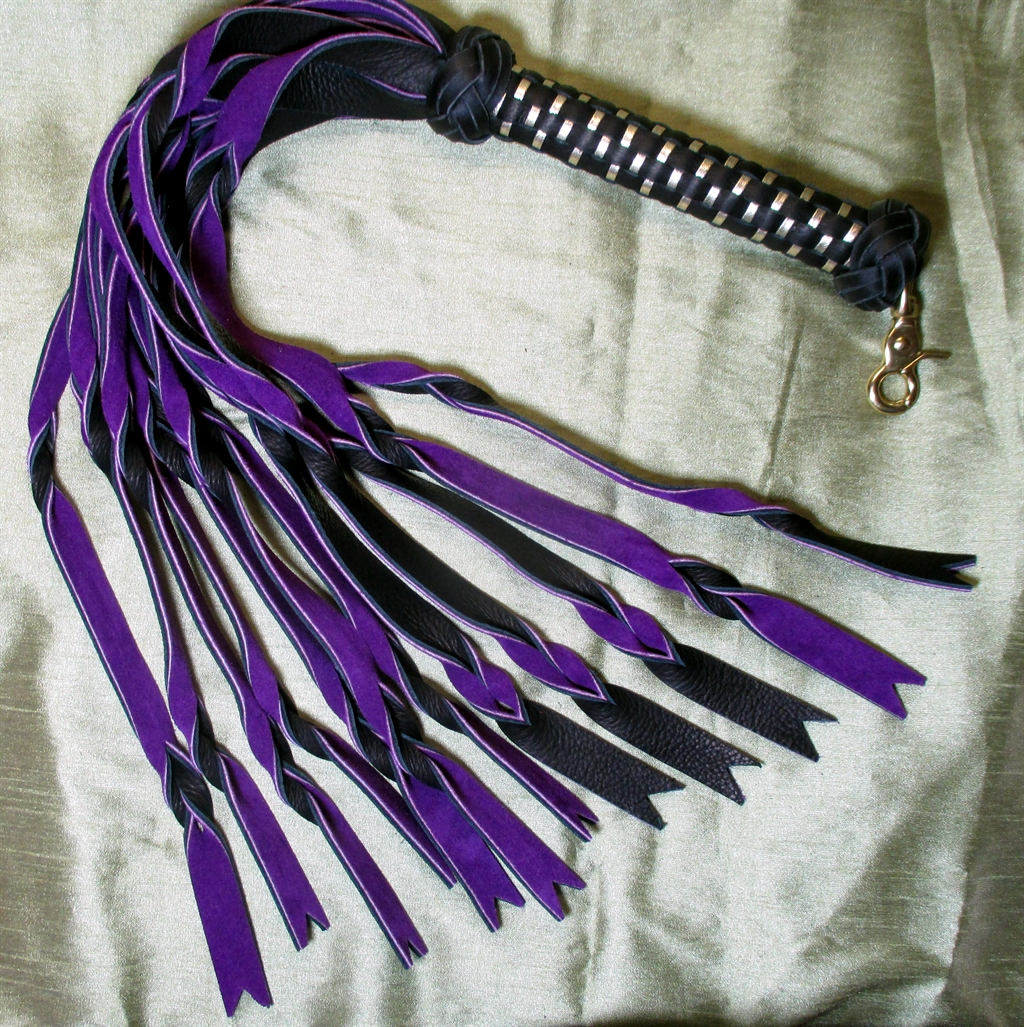 Double Weight Leather Flogger