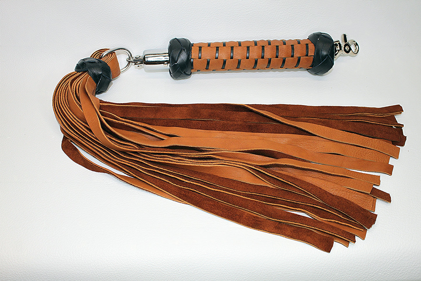 Elk Swivel Flogger