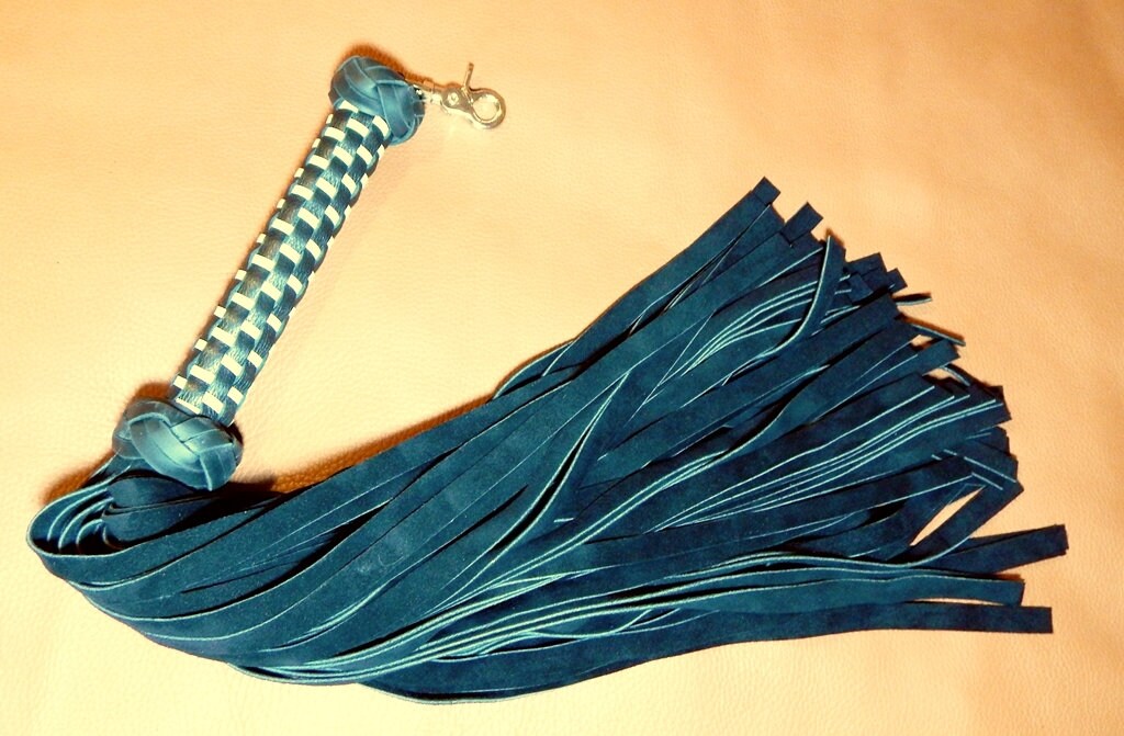 Heavy Suede "Mop" Flogger