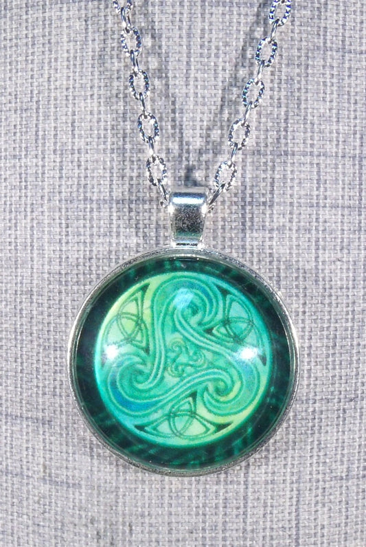 Green Triskelion Round Pendant Necklace